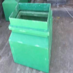 加油機(jī)底盆